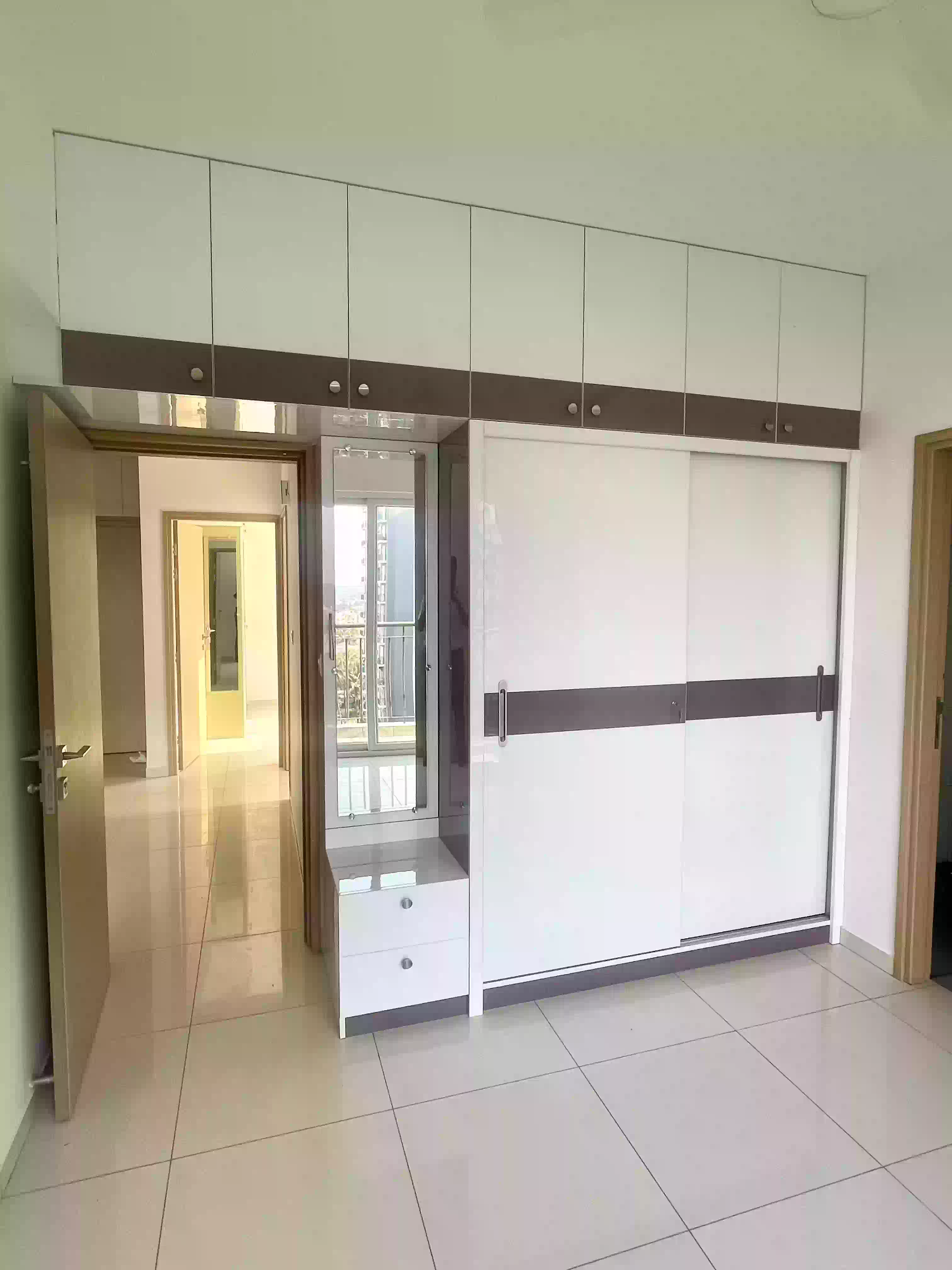 SA interiors semi furnished